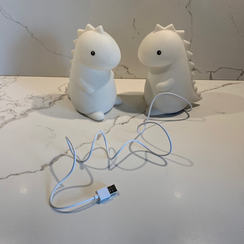 Two light up dinosaurs (Tommy) multicolor rechargeable night lights